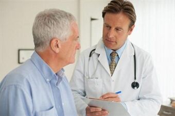 Sabar sareng prostatitis dina konsultasi sareng urologist